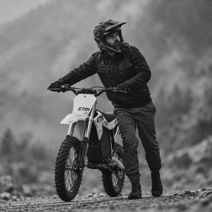 RTR Lite 2.0 Electric Pit Bike — 60V Hot-Swap Battery | Free Body Kit Upgrade