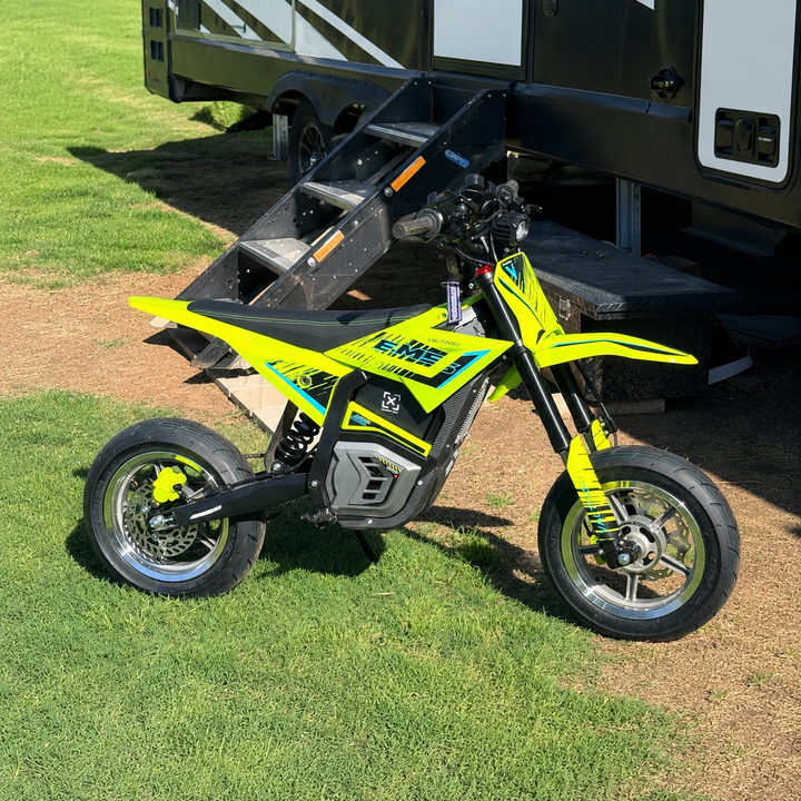 Valtinsu EM-5 Pro with silver supermoto wheels - the watts shop